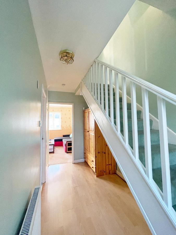 3 Bed Duplex Flat, Free Wifi & Netflix, Ideal For Contractors Leilighet Gravesend Eksteriør bilde
